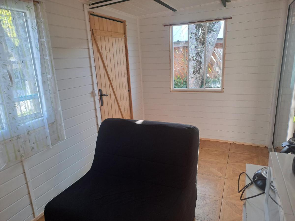 Chalet Pour 5 Personnes Equipe Sur Emplacement Privatif Dans Camping 4 Etoiles Appartenant Et Gere Par Un Particulier Hotel Foix Exterior foto
