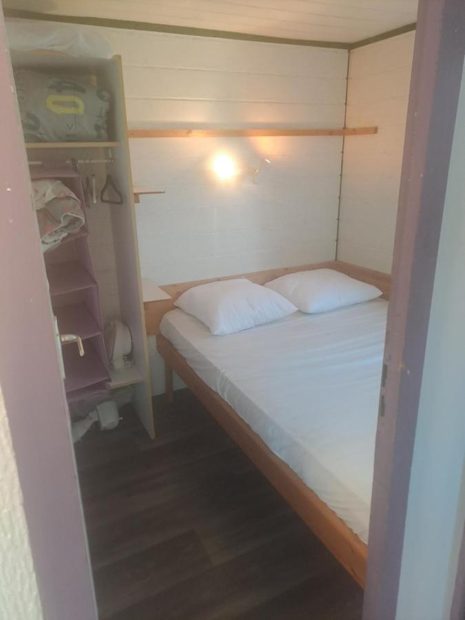 Chalet Pour 5 Personnes Equipe Sur Emplacement Privatif Dans Camping 4 Etoiles Appartenant Et Gere Par Un Particulier Hotel Foix Exterior foto